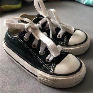 Converse size 5