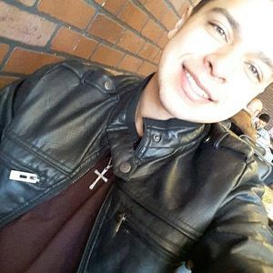 Meet your Posher, Alex