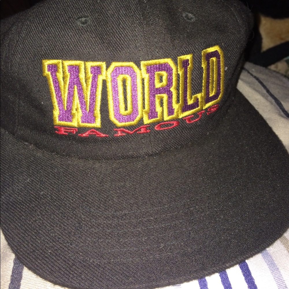 Supreme World Famous hat
