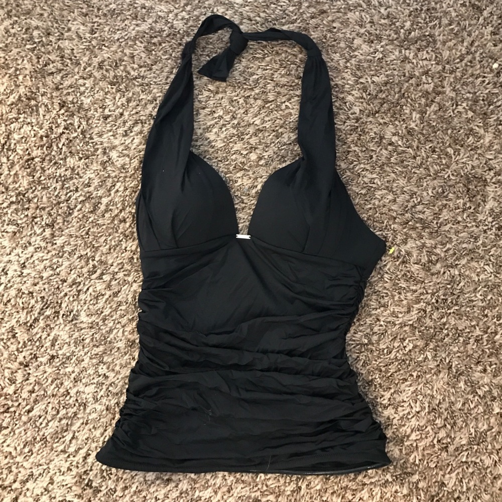 Victoria's Secret bathing suit top new size medium
