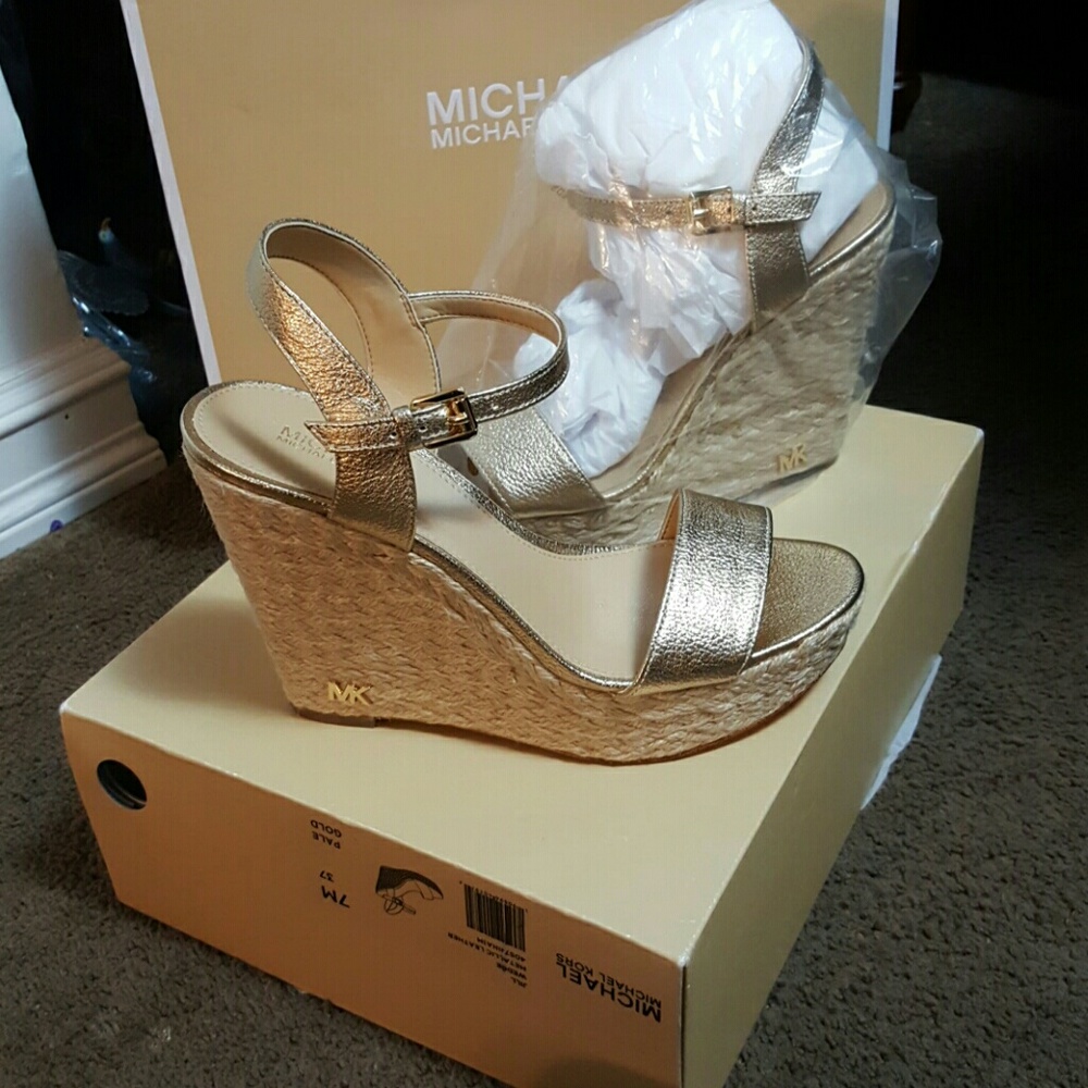 Michael Korea wedge sandals