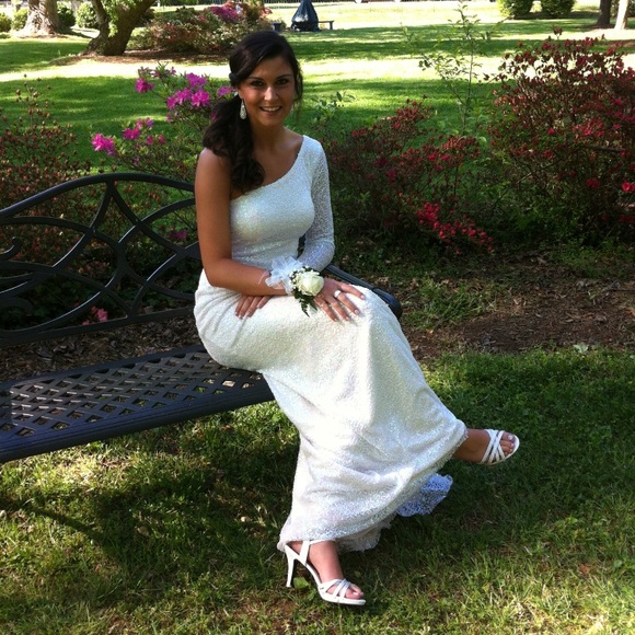 Maggie Sottero Prom Dress! 💎 - Picture 3 of 4