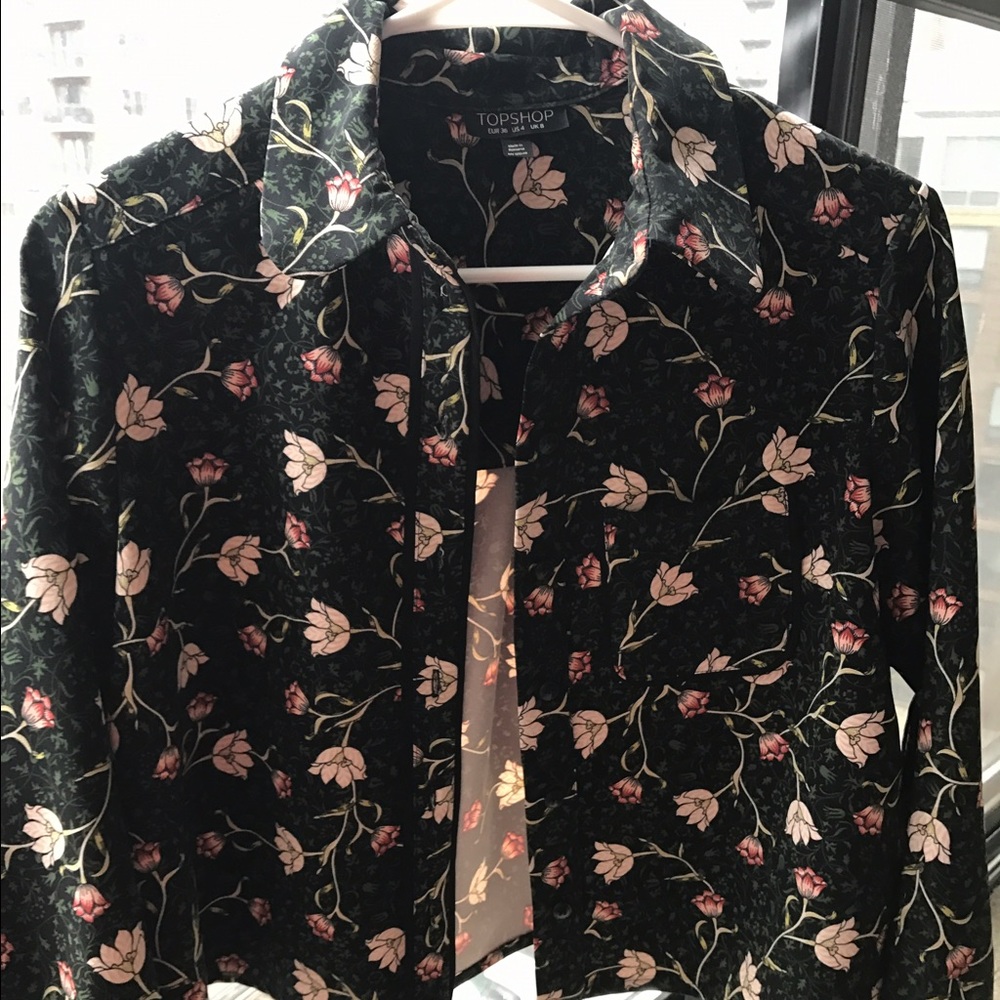 Floral print black color