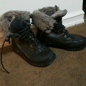 Ugg snow boot