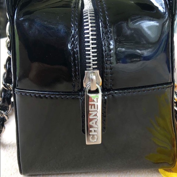 💕SOLD 💕AUTH CHANEL Chocolate Bag Patent Leather - Picture 7 of 8