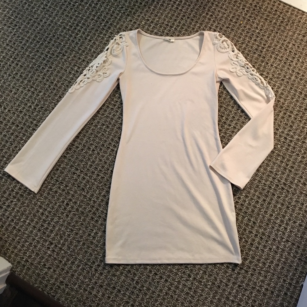 Tobi white/cream dress size small!