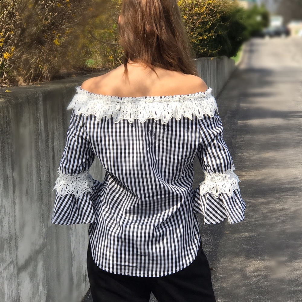 🌸Girly Gingham Blouse - Picture 3 of 5