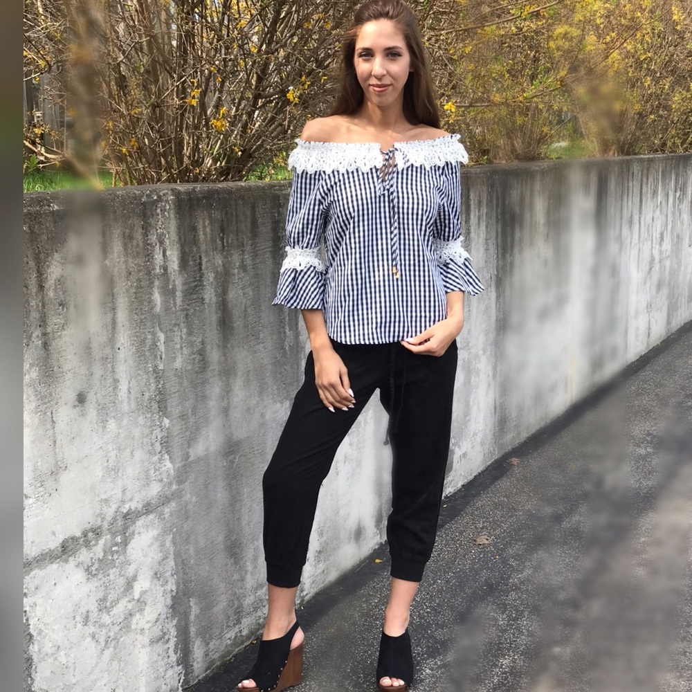 🌸Girly Gingham Blouse - Picture 4 of 5