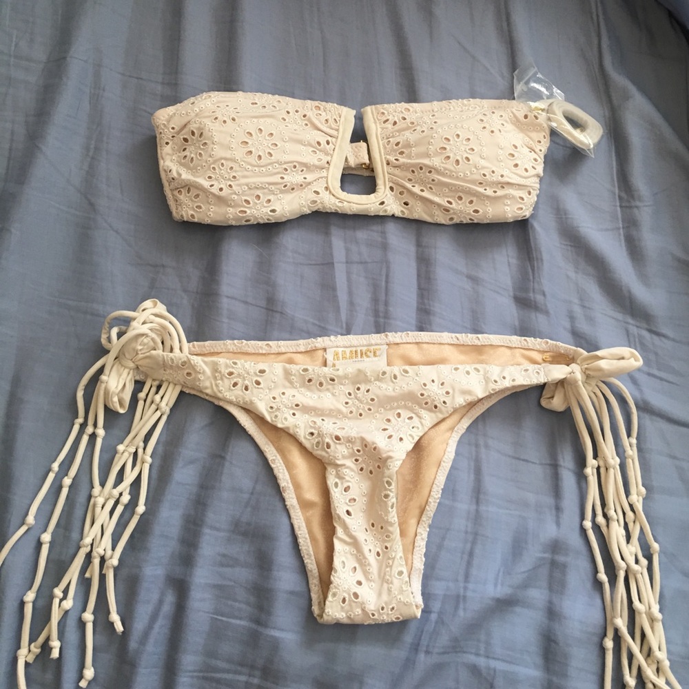 Amuse Society bikini set