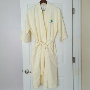 Brand new Monarch Cypress microfiber bathrobe!