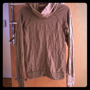 Athlete beige sweater