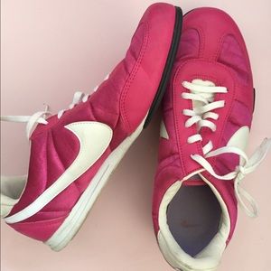 NIKE Pink Shoes Youth Size 6