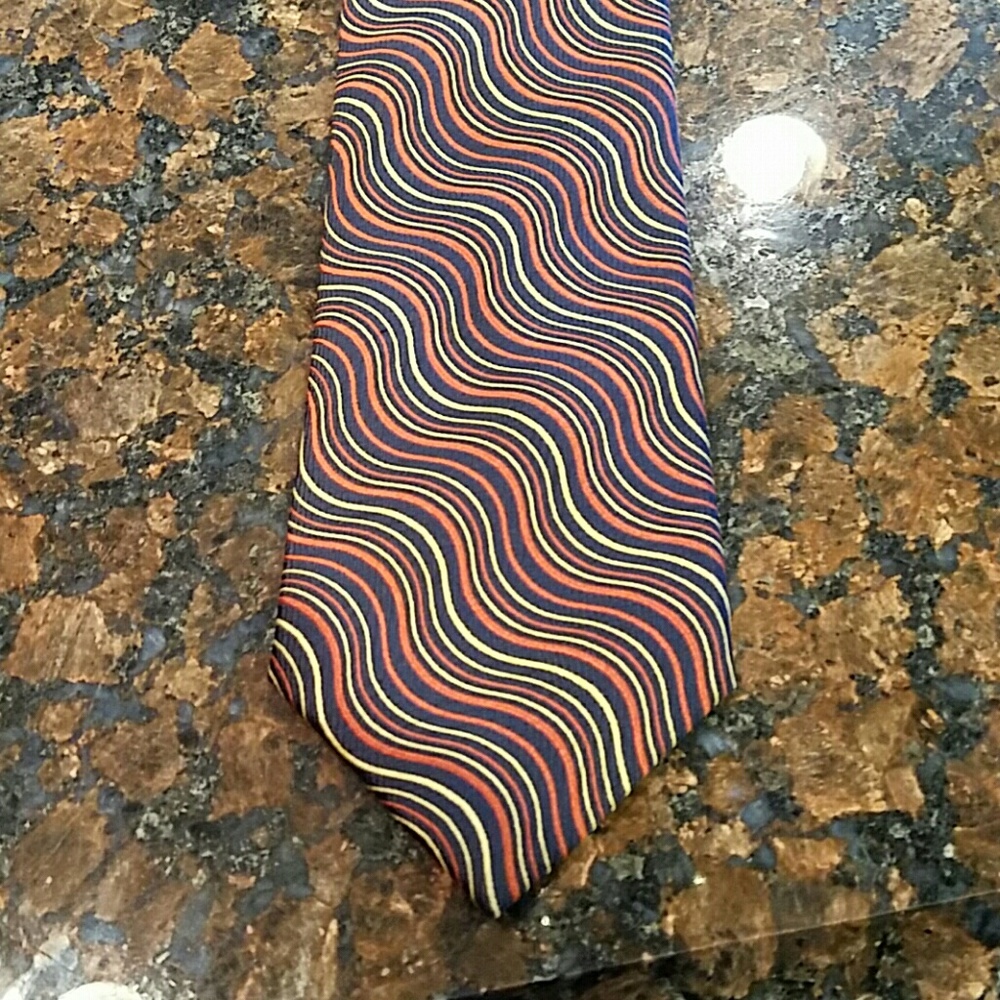 Men's tie