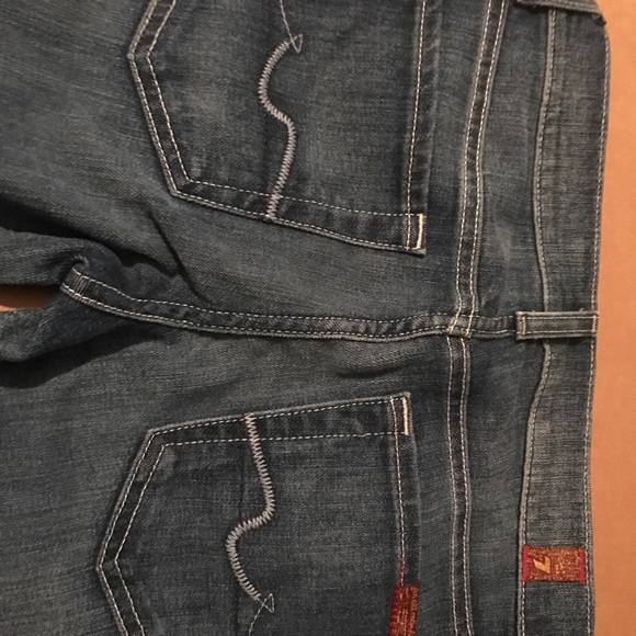Jeans - Picture 1 of 3