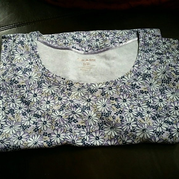 White Stag Tops - Short Sleeve Tee