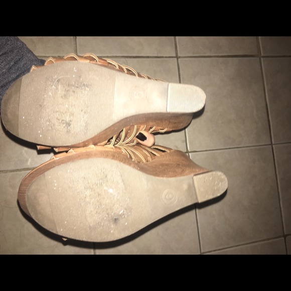 MOSSIMO SUPPLY CO WEDGES - Picture 2 of 3