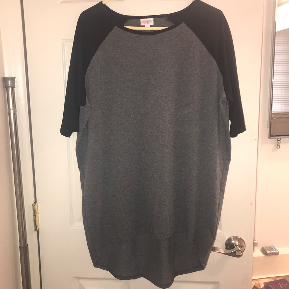 Small Grey and Black Irma