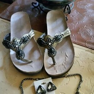 Cloud Walker Jeweled Sandals Sz 9W