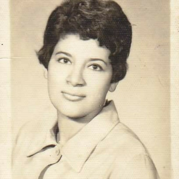 Meet your Posher, Jenny - Picture 1 of 1