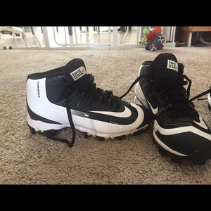Nike Youth baseball cleats