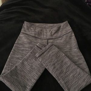 Lululemon Wunder Under Crop