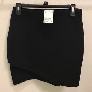 Black H&M fitted asymmetrical skirt