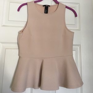 *NEW* Blush Pink Peplum Top in Size Small 💕