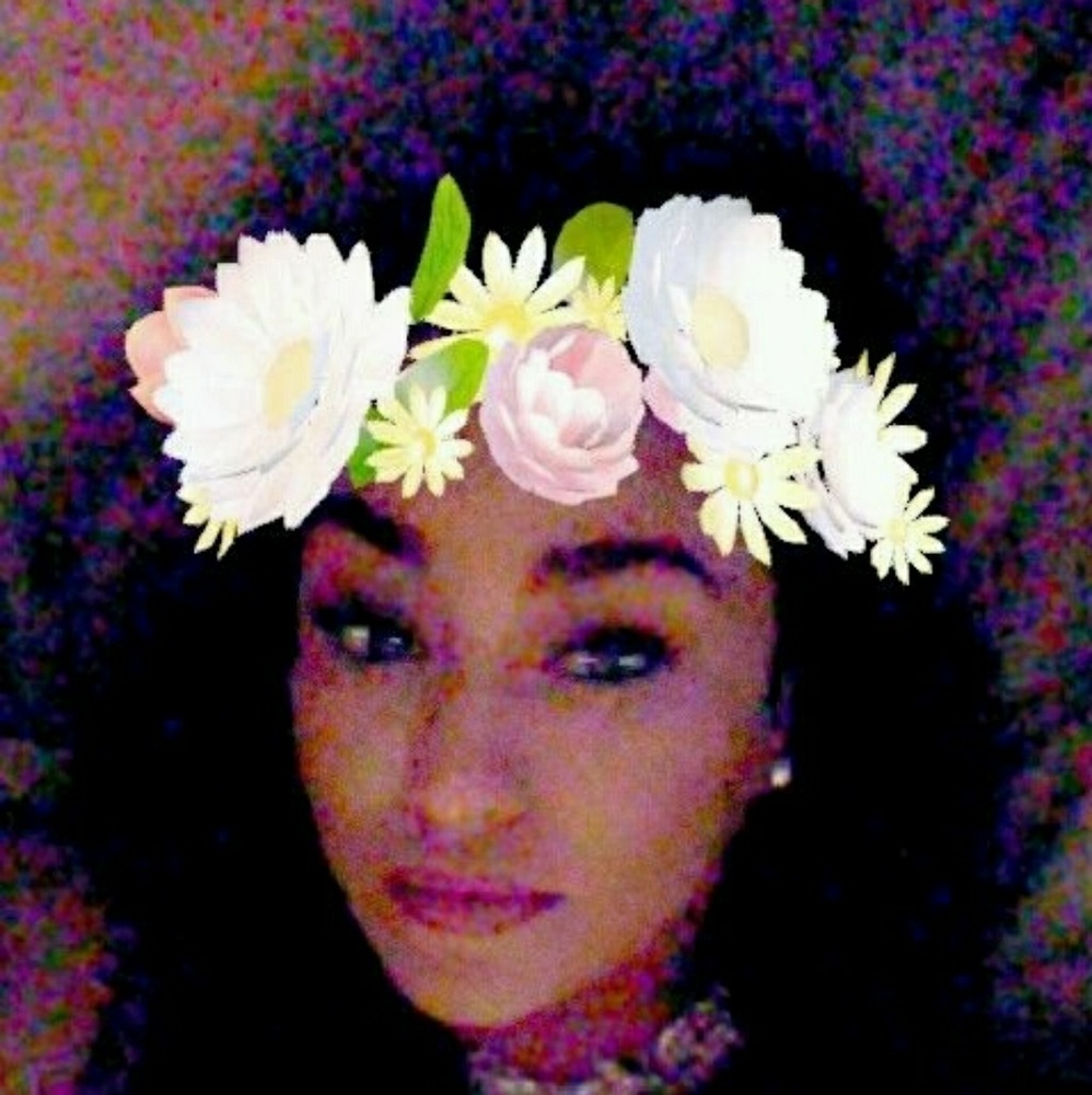 Meet your Posher, April