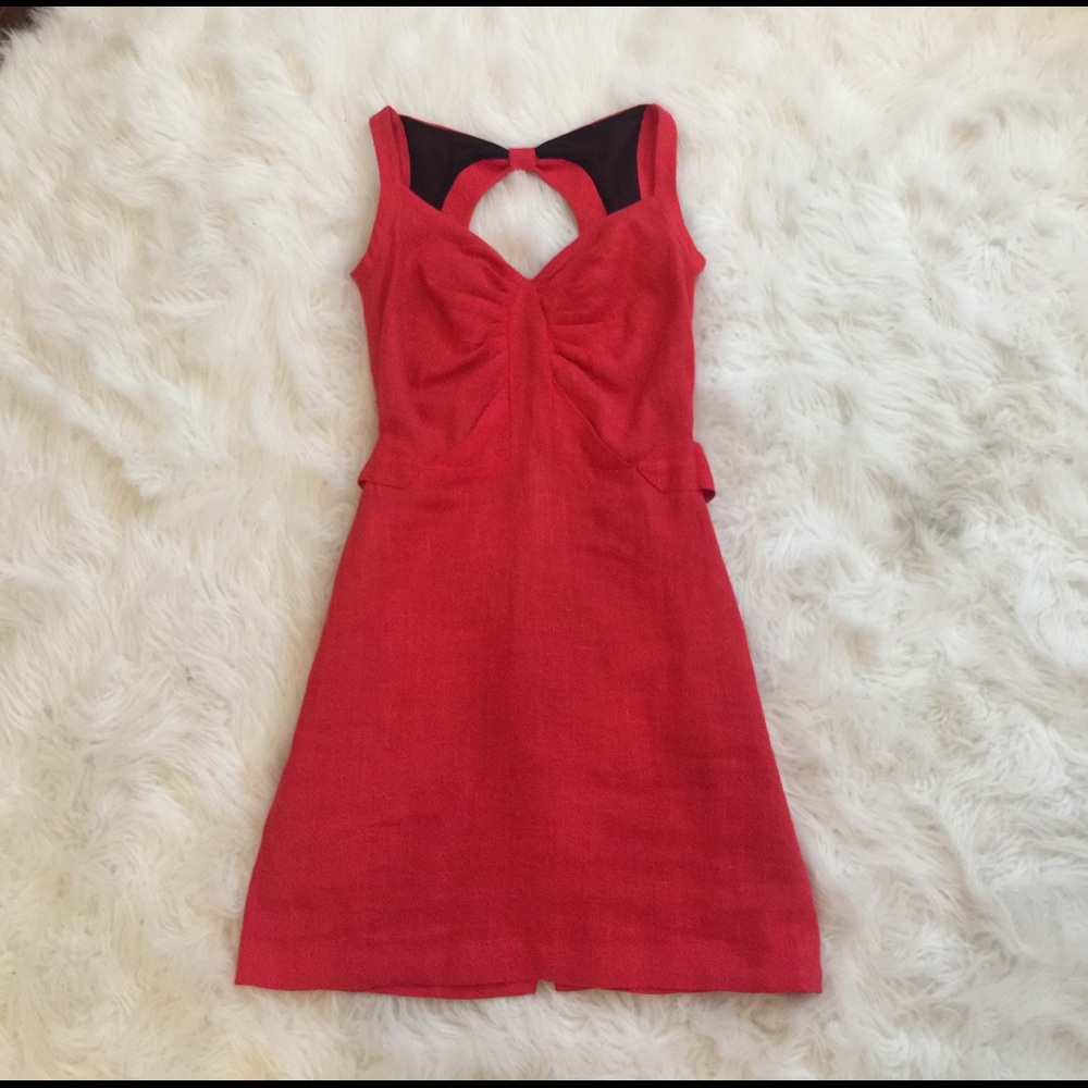 My absolute favorite dress in Red hot linen!