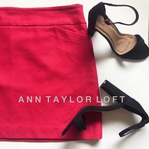 ✨ Host Pick • LOFT skirt • pink• plus • sz14