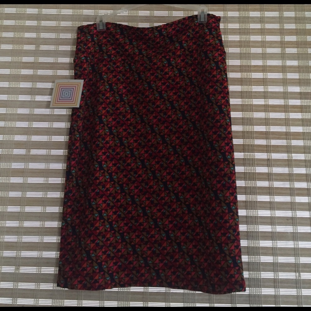 LuLaRoe Skirt Cassie in Large
