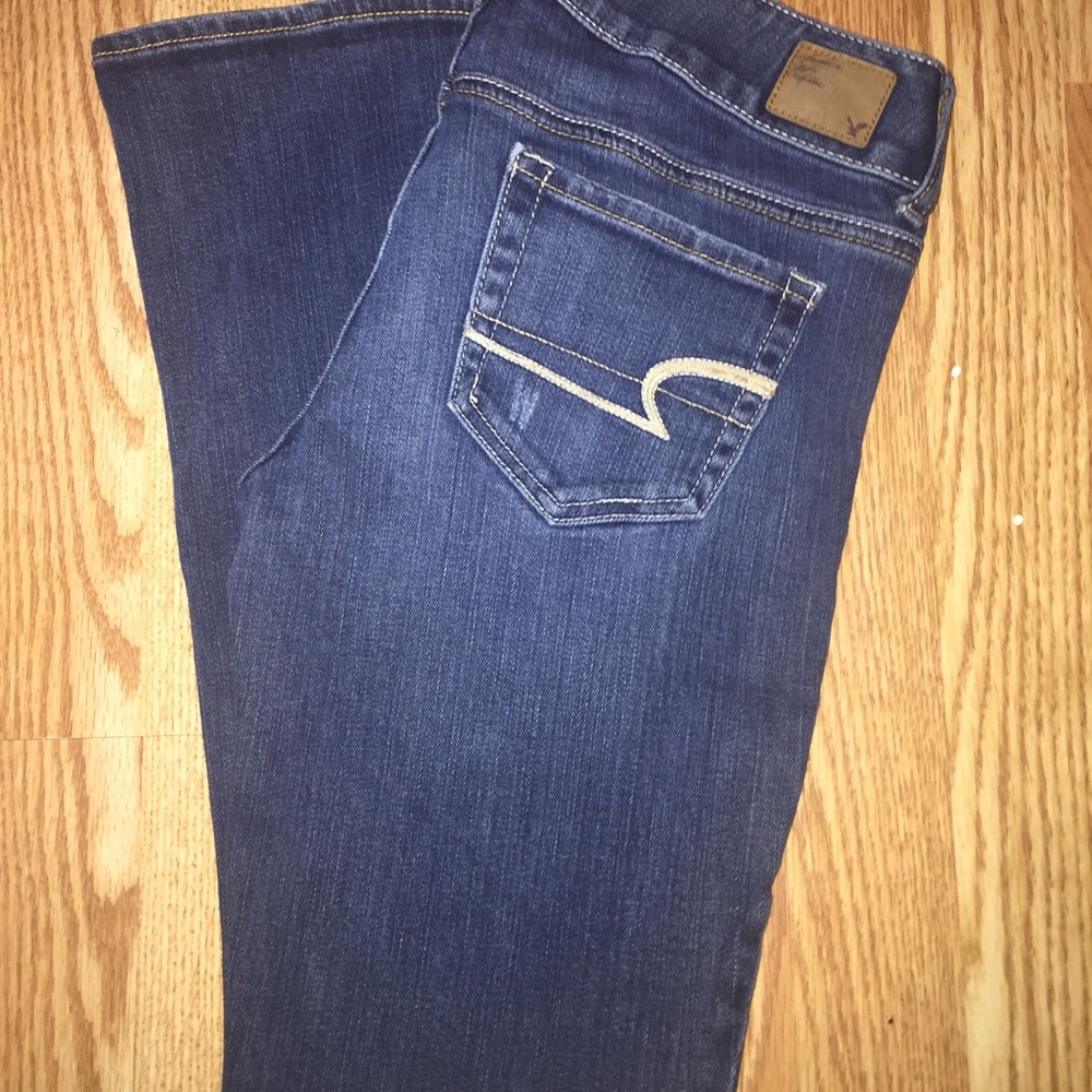 Frayed American Eagle bootcut jeans