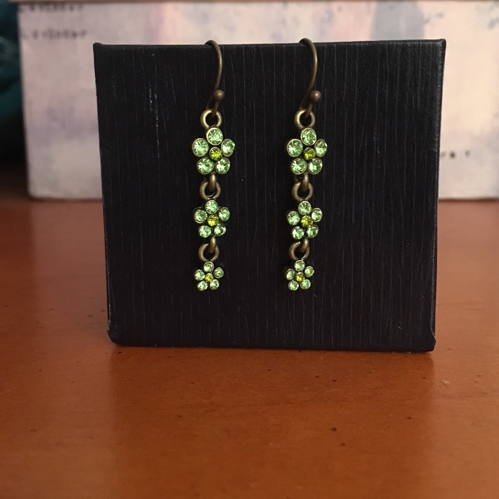 Green crystal earrings
