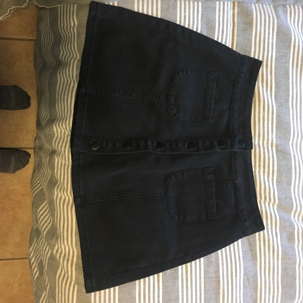 Brandy Melville skirt