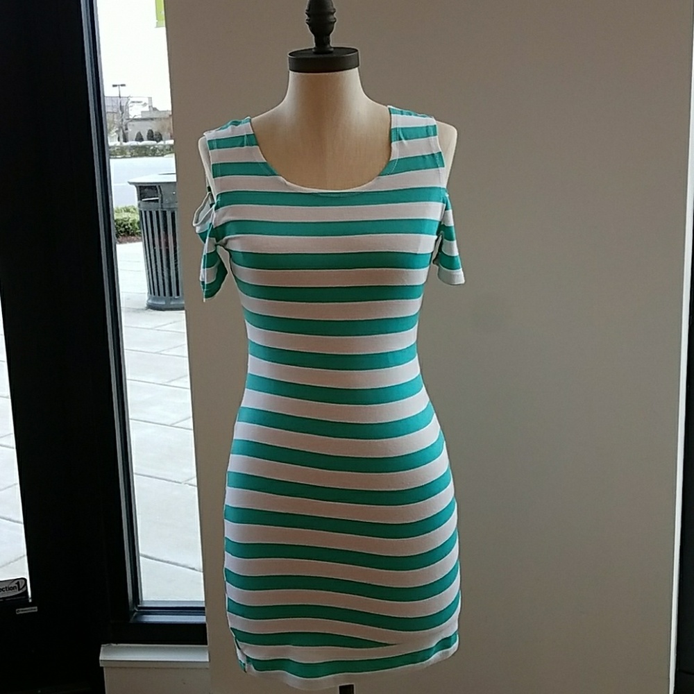 Hope striped cold shoulder dress