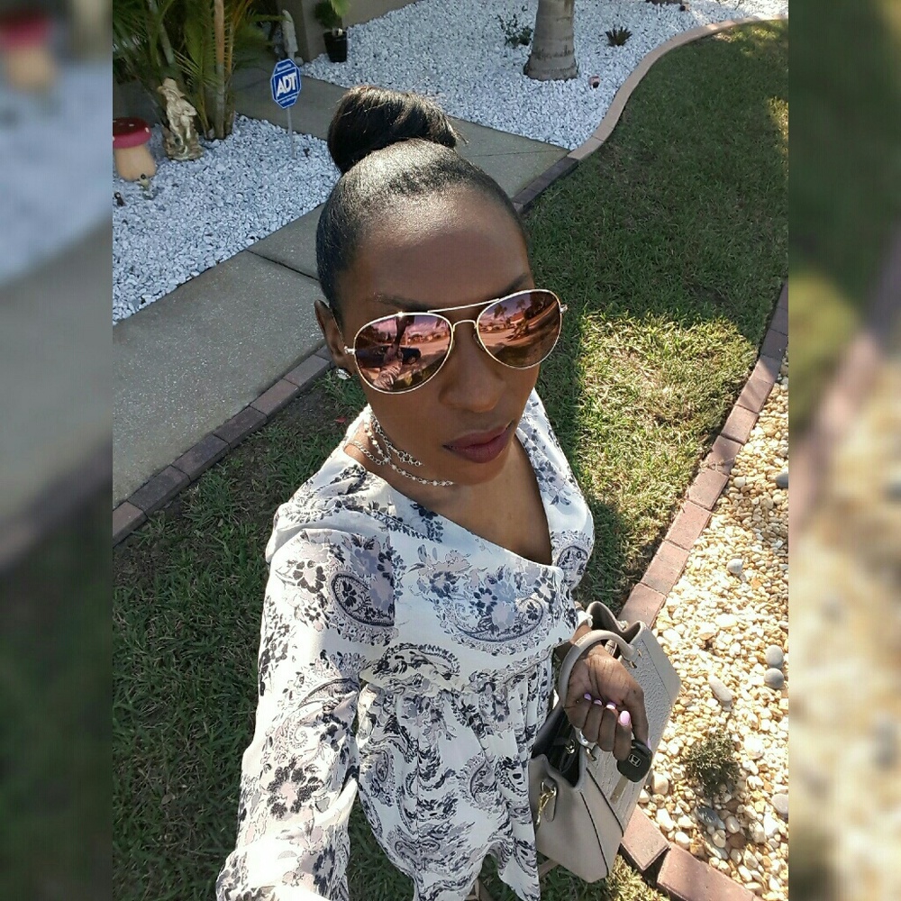 Meet your Posher, Cynthia