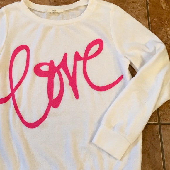 Adorable Girls soft "Love" lightweight sweater - Picture 2 of 3
