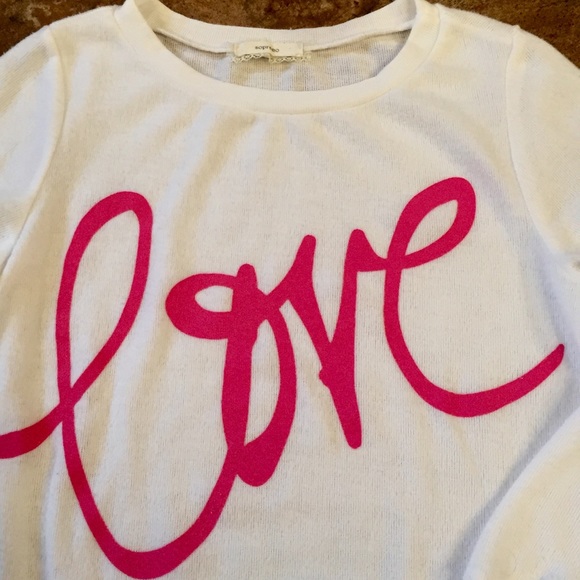 Adorable Girls soft "Love" lightweight sweater - Picture 3 of 3