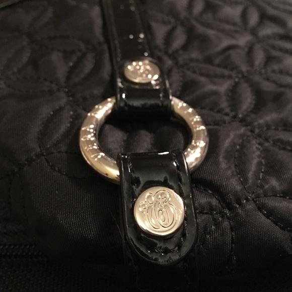 Vera Bradley black quilted handbag - Picture 3 of 6