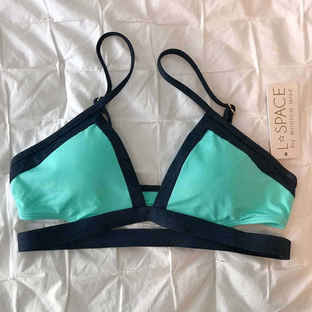 NWT L*Space Platinum Top in Pool Size Small