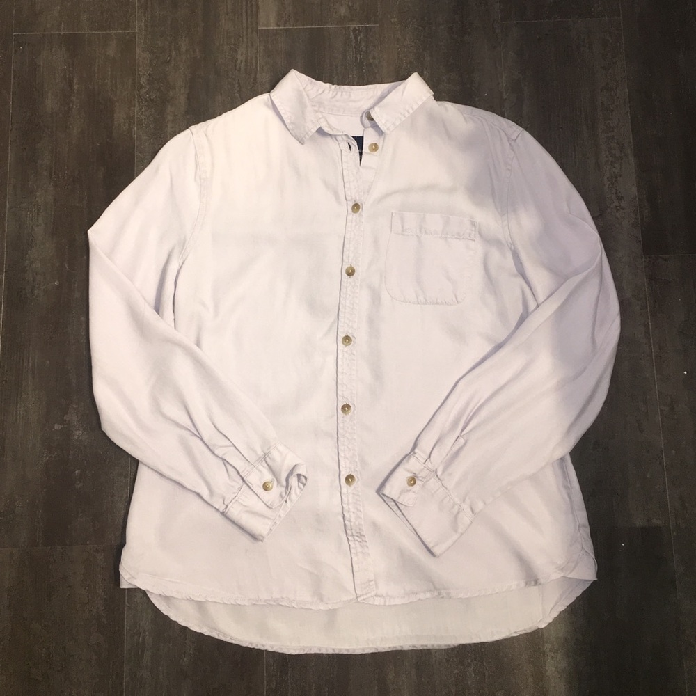 AEO lilac chambray button down
