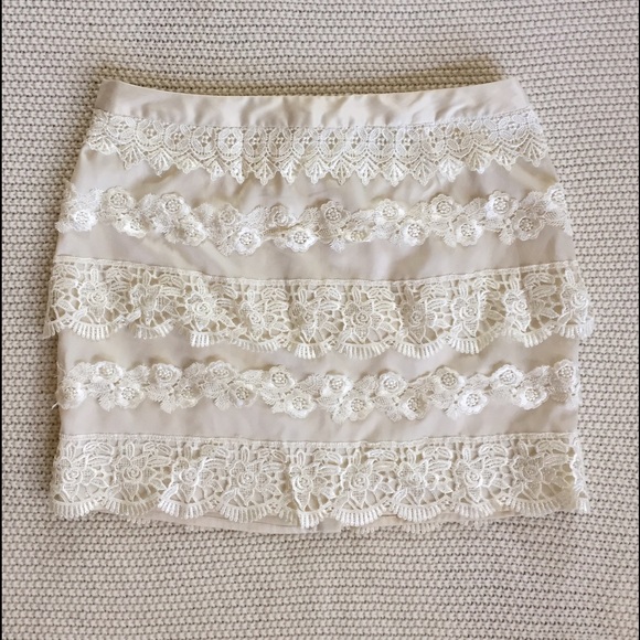 Sans Souci Dresses & Skirts - White Lace Skirt