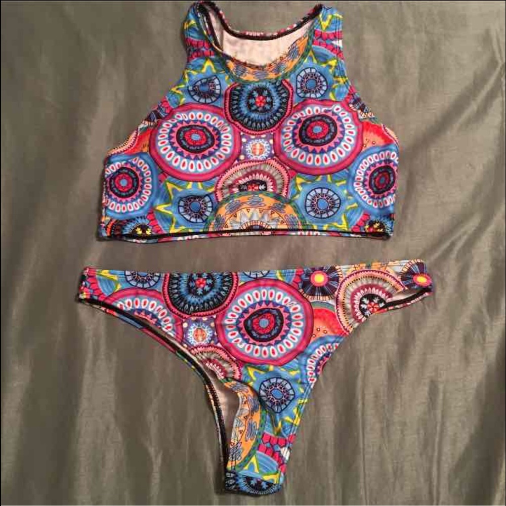 NWT Cute crop top suit