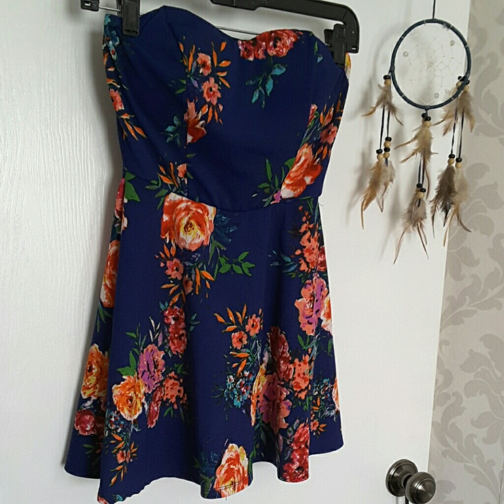 Strapless blue dress