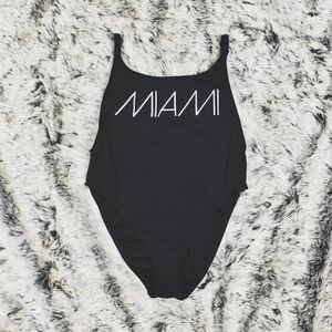 Miami One Piece