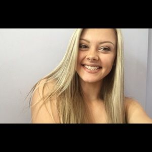 Meet your Posher, Brooke