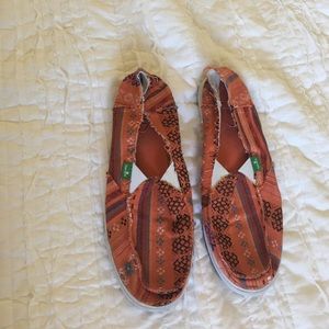 NEW Sanuk shoes!