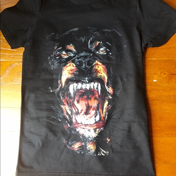 Givenchy Tops - NWT cotton t shirt 🎉