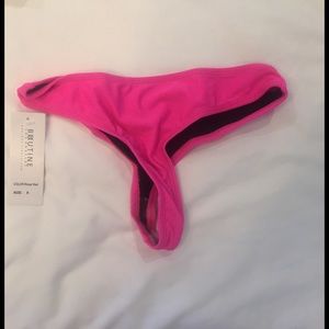 Boutine LA Classic Bottom NWT