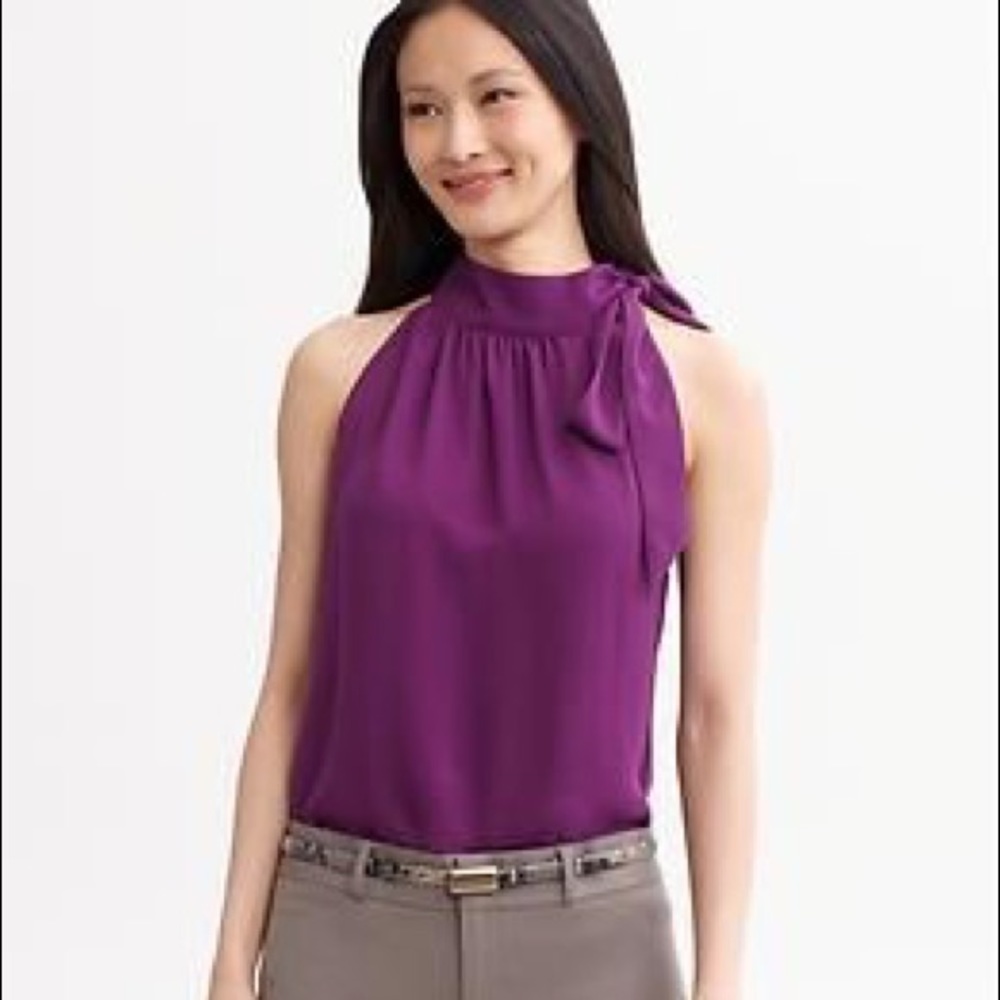 Banana Republic maroon halter top, size M